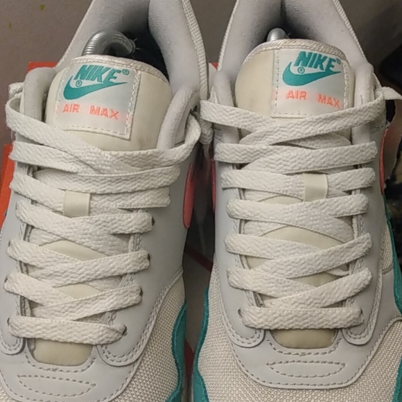 Nike Air Max 1  🍉's Vintage🔥 - Picture 5 of 14